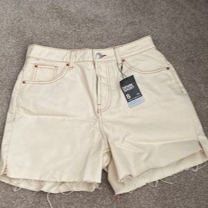 Jean shorts ( ALL OFFERS ACCEPTED)